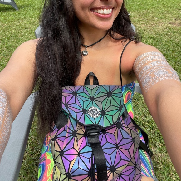 Geometric Reflective Luminous Backpack - Picture 12 of 16